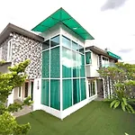 No 1, Taman Desa Kencana, Persiaran Bercham Villa Ipoh