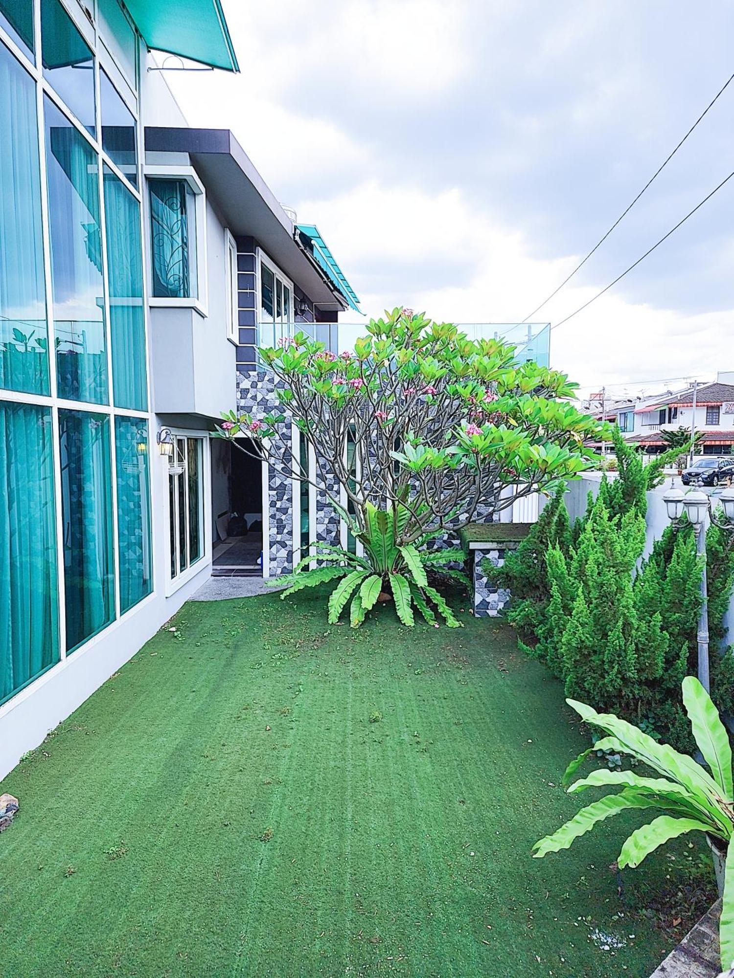 No 1, Taman Desa Kencana, Persiaran Bercham Vila