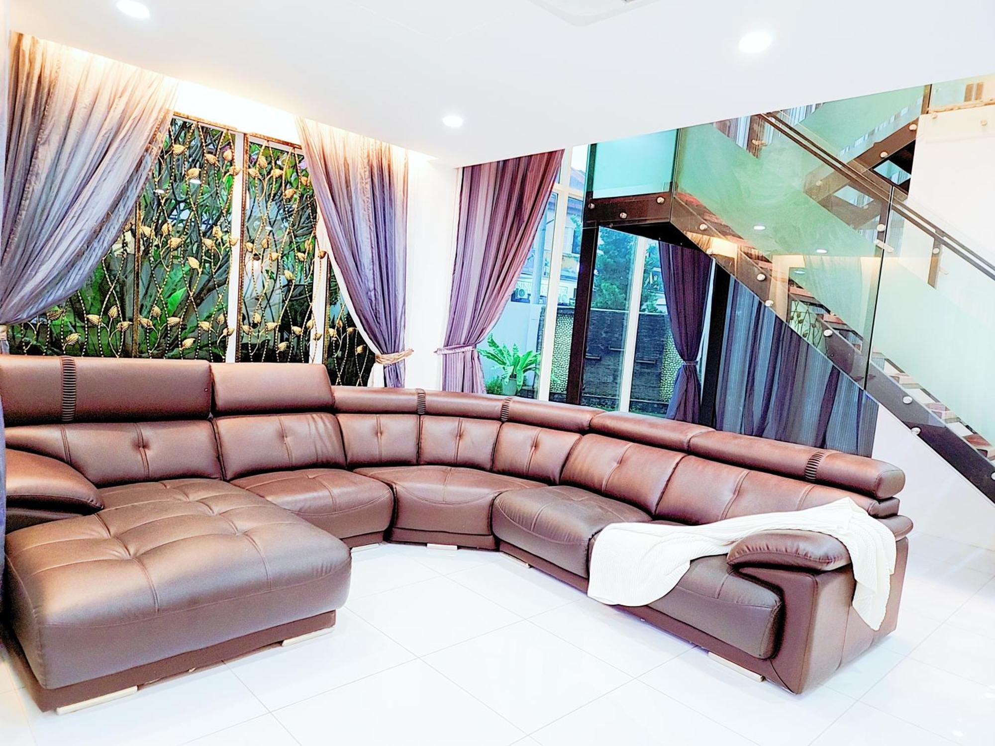 Vila No 1, Taman Desa Kencana, Persiaran Bercham *
