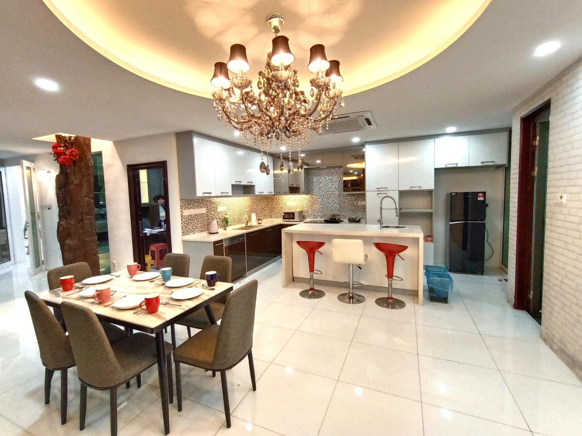 Vila No 1, Taman Desa Kencana, Persiaran Bercham *